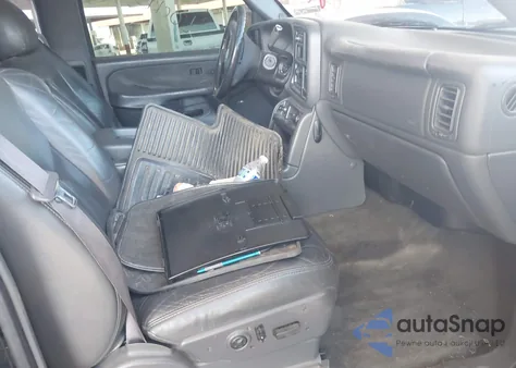 2003 Chevrolet Silverado 1500 Ss z USA, uszkodzony, nr VIN 2GCEK19N531373063